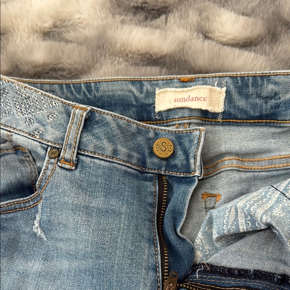 Sundance Distressed Blue Jeans - Picture 5 of 11